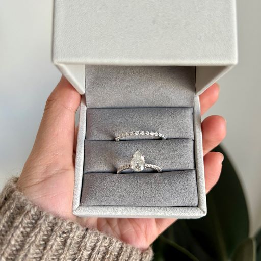 How to Choose a Gift for Wedding Anniversaries