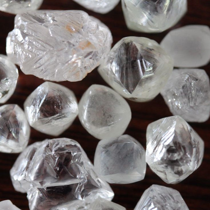 Lab-Created Gemstones: Benefits Of Manmade Jewelry