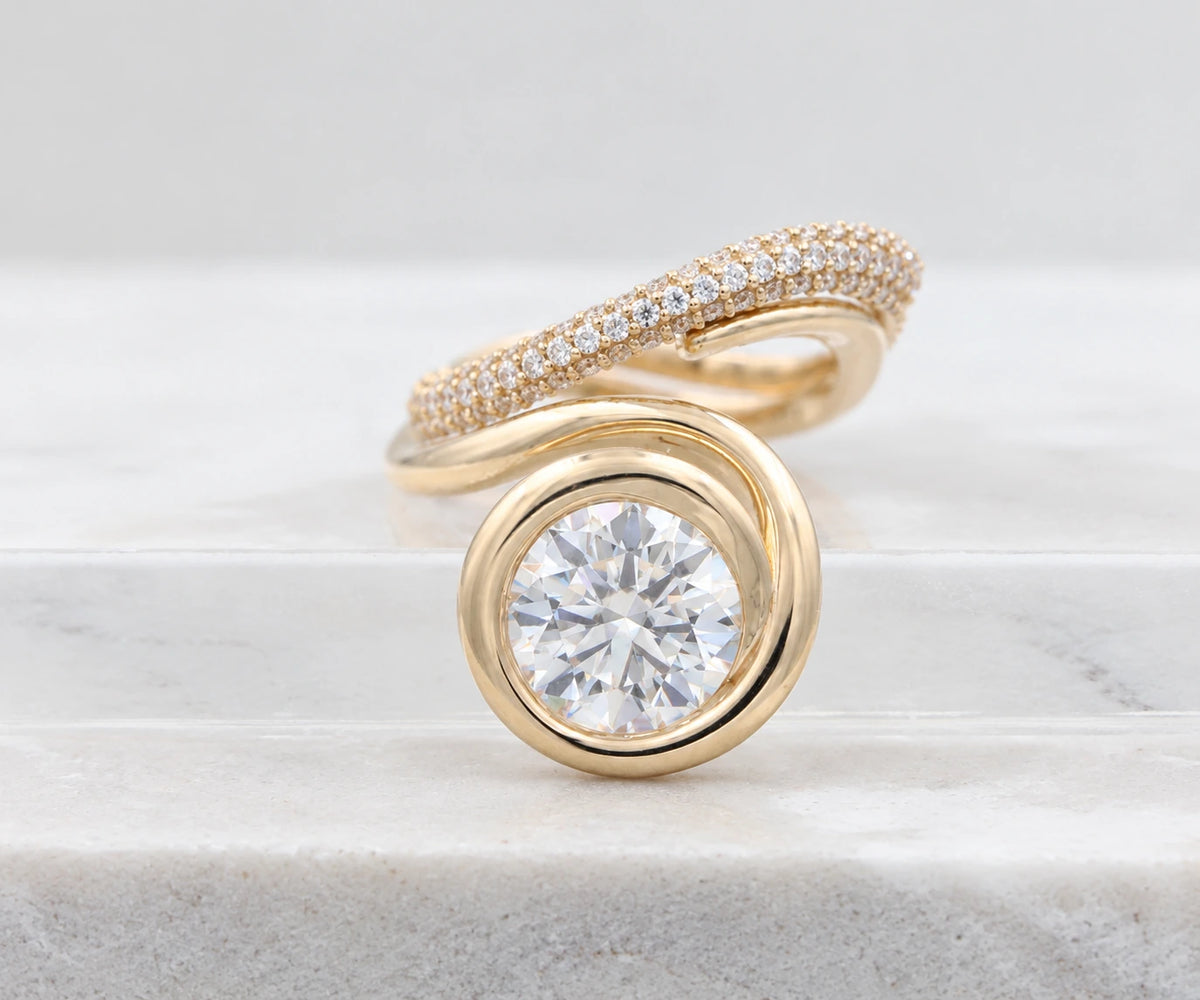 Serpentine Round Moissanite Bridal Set