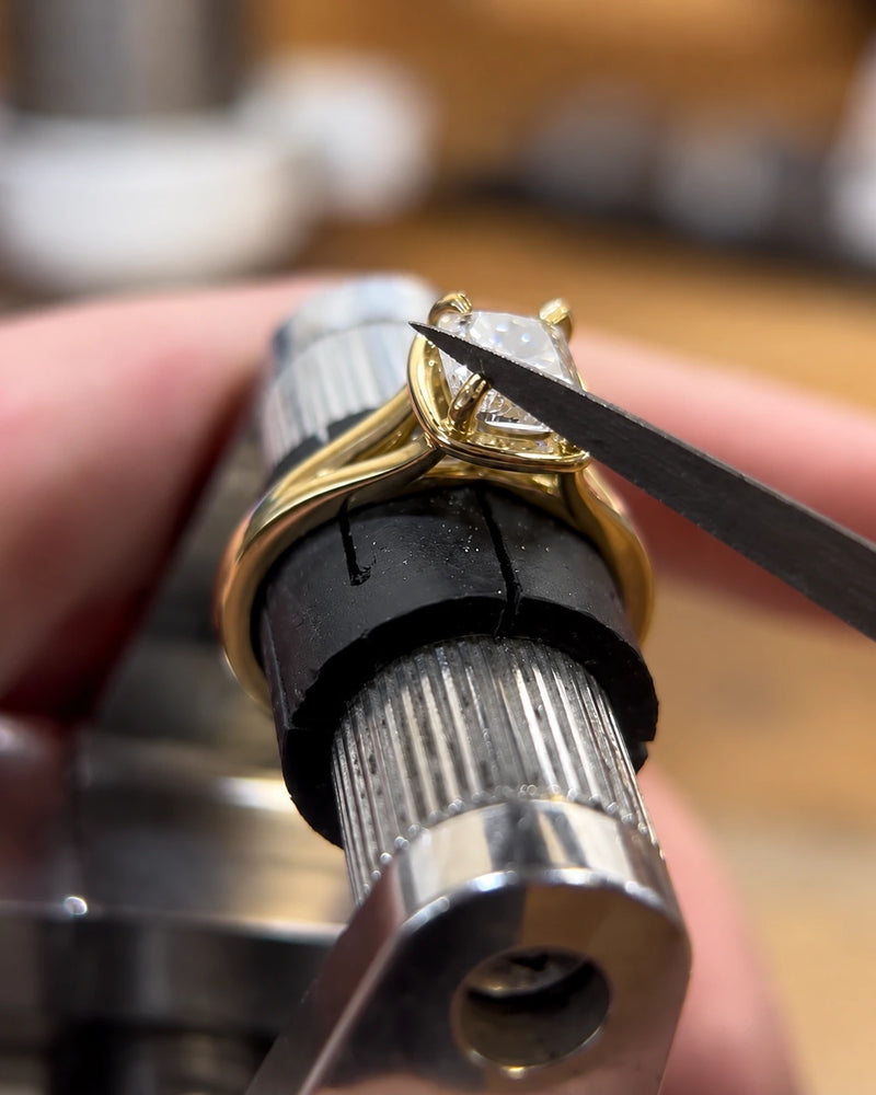Ring on clamp getting prongs filed